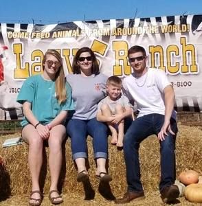 Meet your Posher, Amy